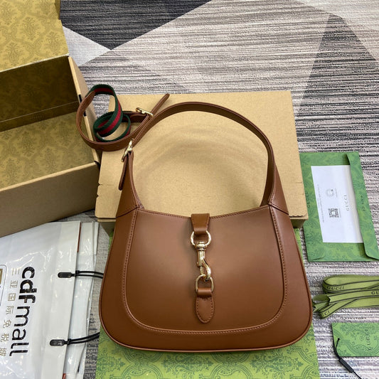 Luxury Gucci JACKIE SMALL SHOULDER BAG 27 IN TAWNY BROWN CALFSKIN GOLD HARDWARE