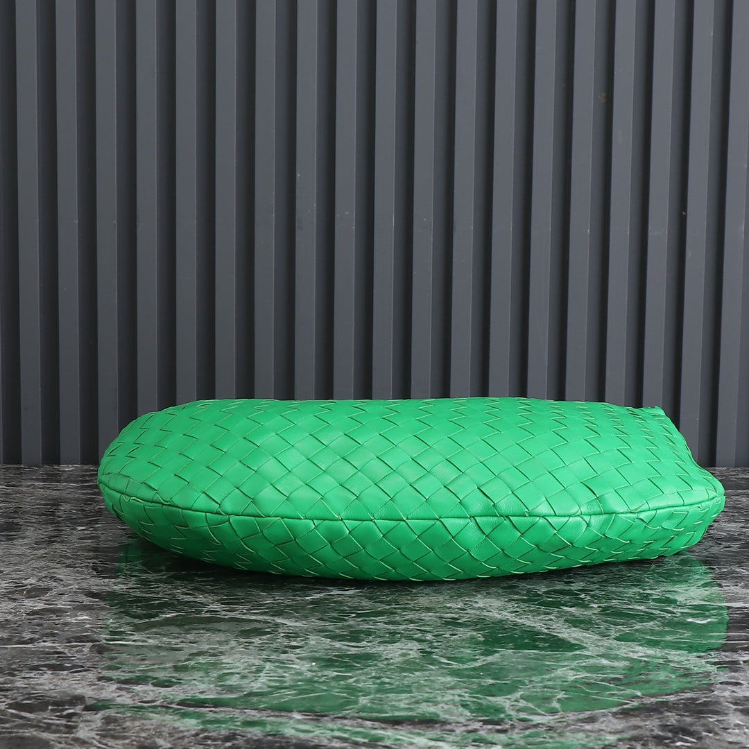 Luxury Bottega Veneta small jodie 48 green lambskin