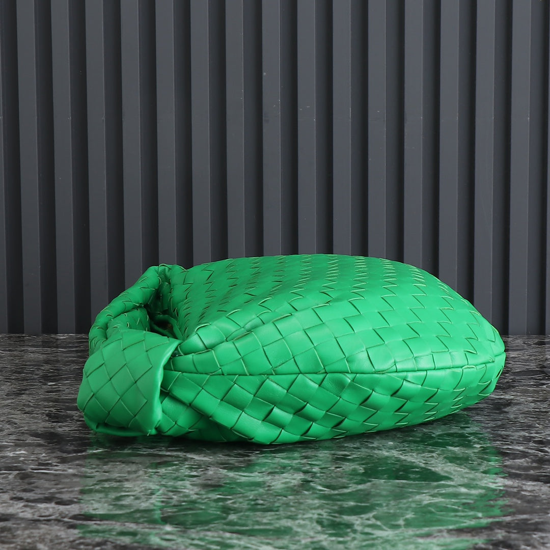 Luxury Bottega Veneta small jodie 48 green lambskin