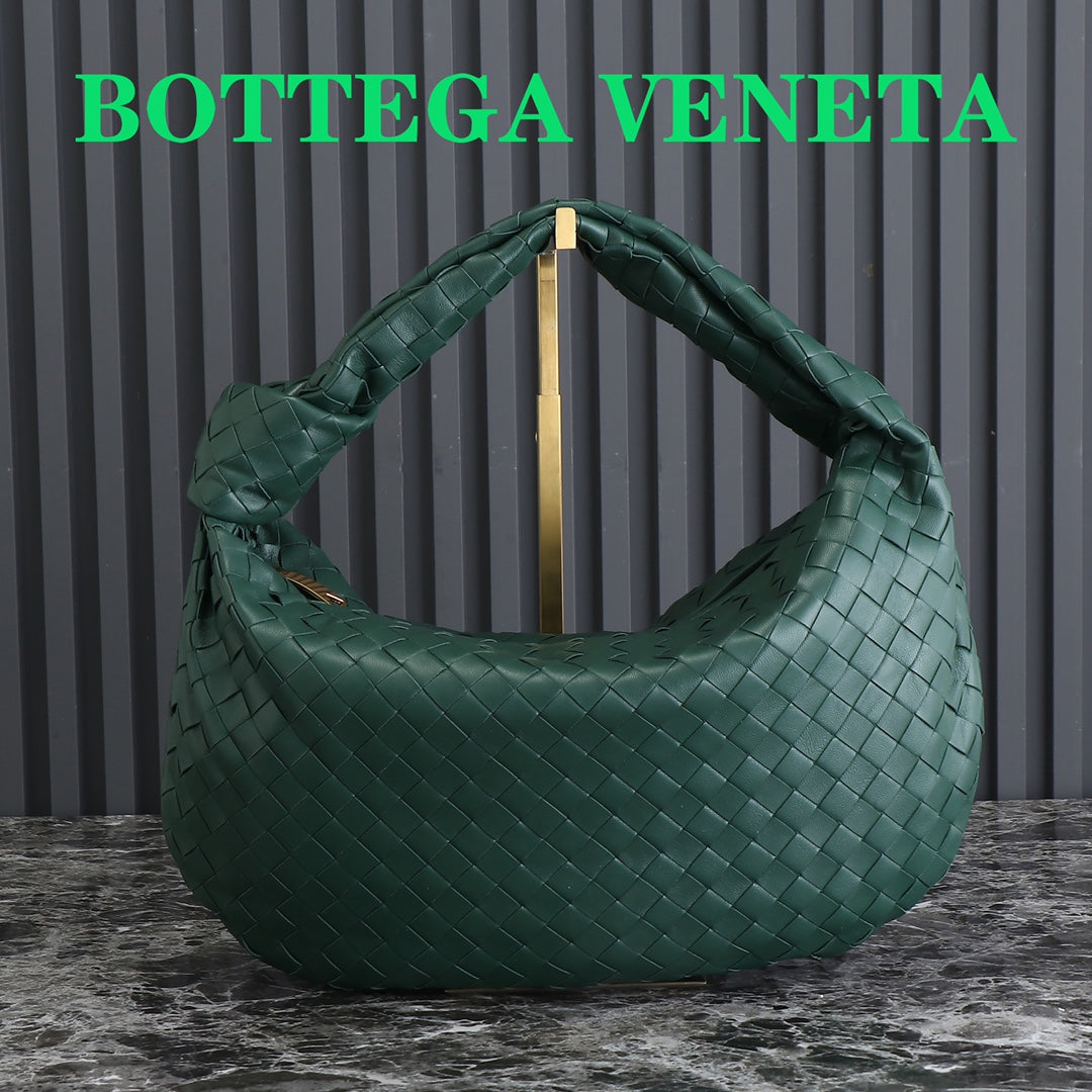 Luxury Bottega Veneta small jodie 48 dark green lambskin