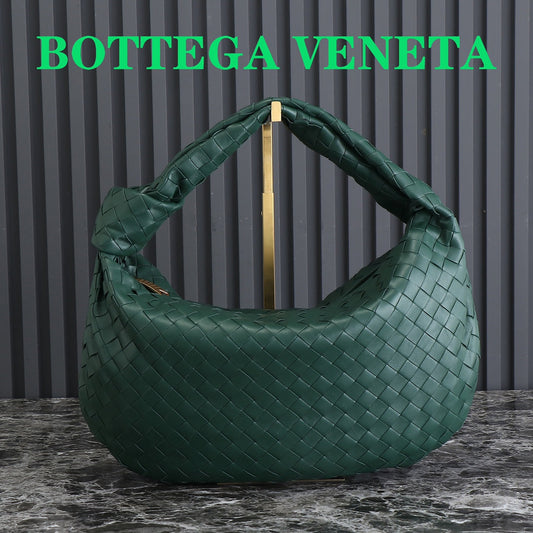 Luxury Bottega Veneta small jodie 48 dark green lambskin