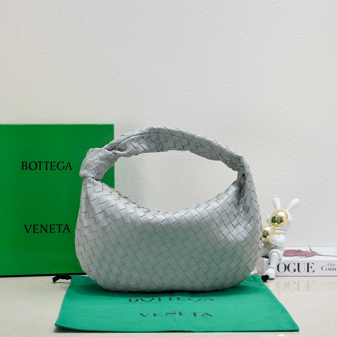 Luxury Bottega Veneta small jodie 48 grey lambskin