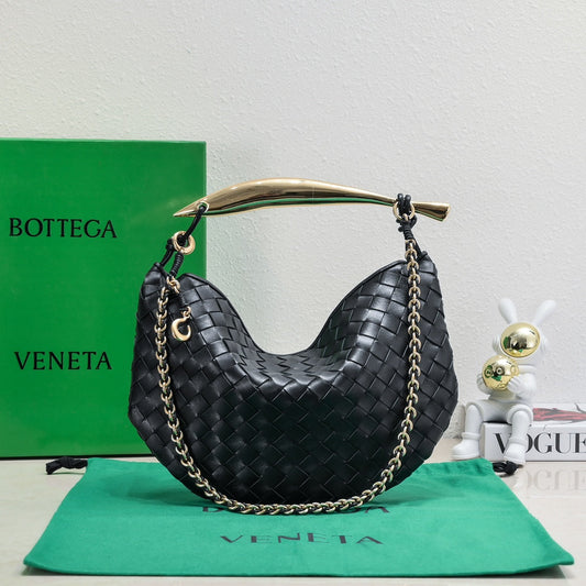 Luxury Bottega Veneta SARDINE 33 WITH CHAIN IN BLACK LAMBSKIN