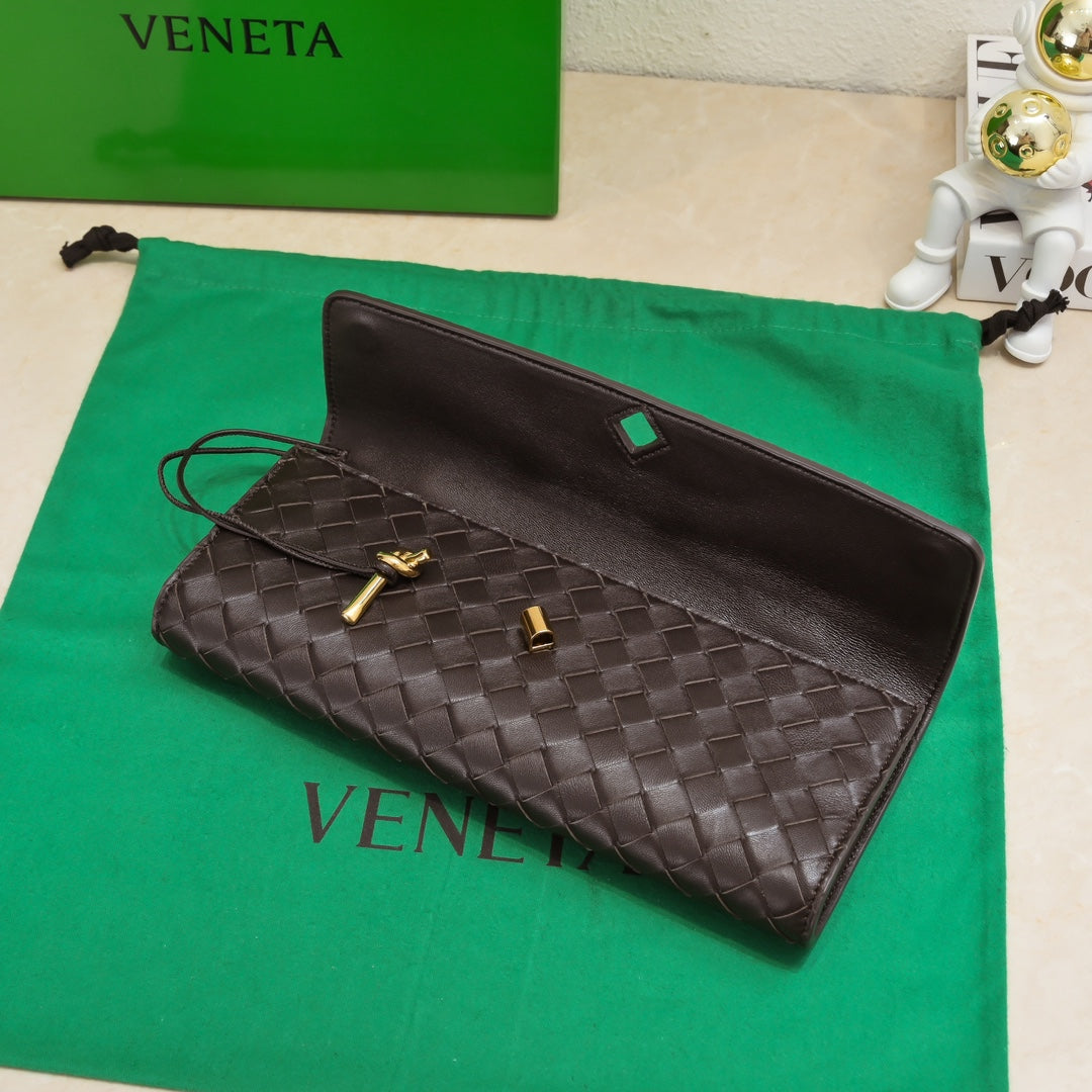 Luxury Bottega Veneta BV Long Clutch Andiamo With Handle 31cm Fondant Calfskin Ghw