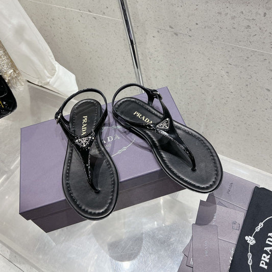 Luxury PradaPATENT LEATHER THONG SANDALS BLACK