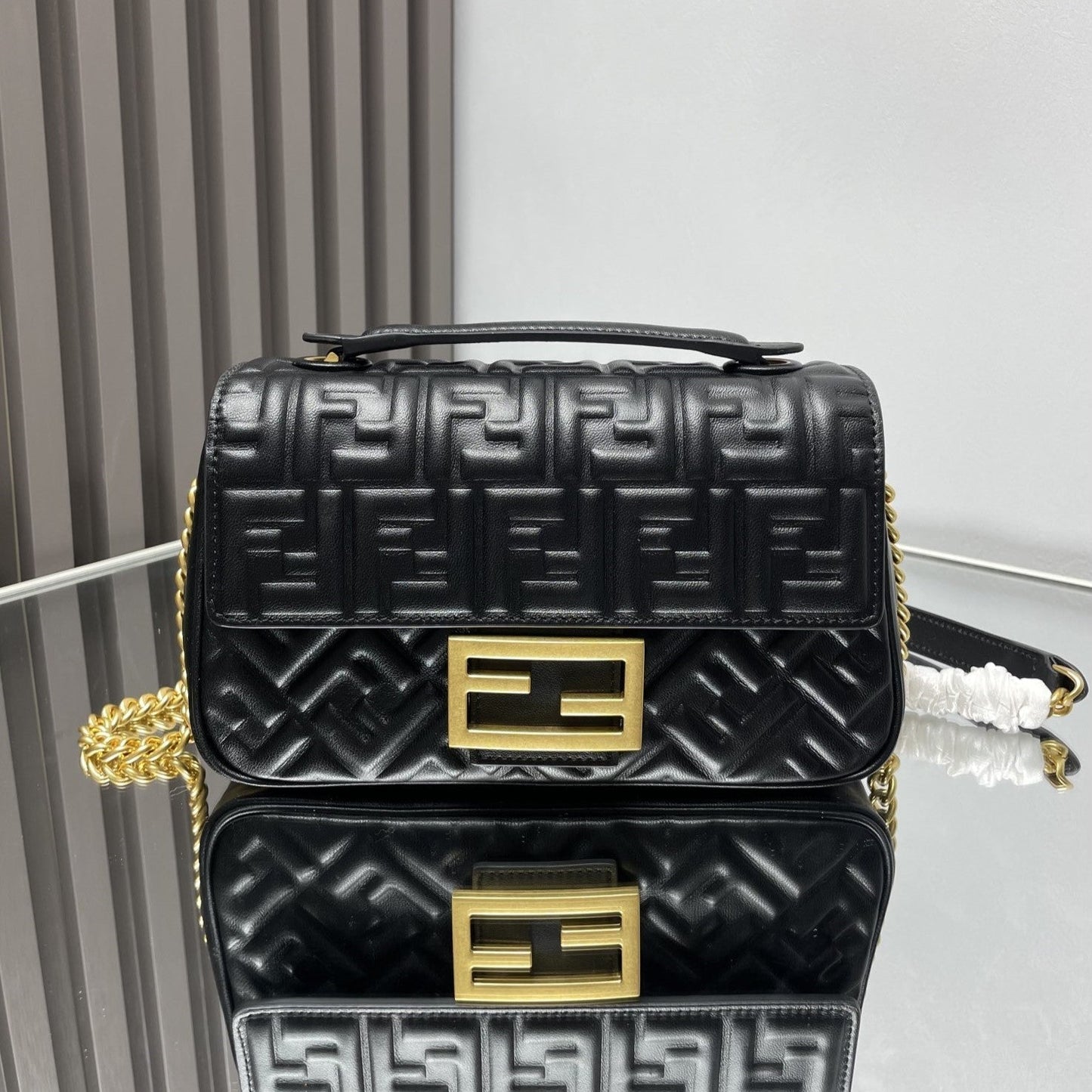 Luxury FendiFend Baguette 24 Bag With FF Motif Black Leather Ghw