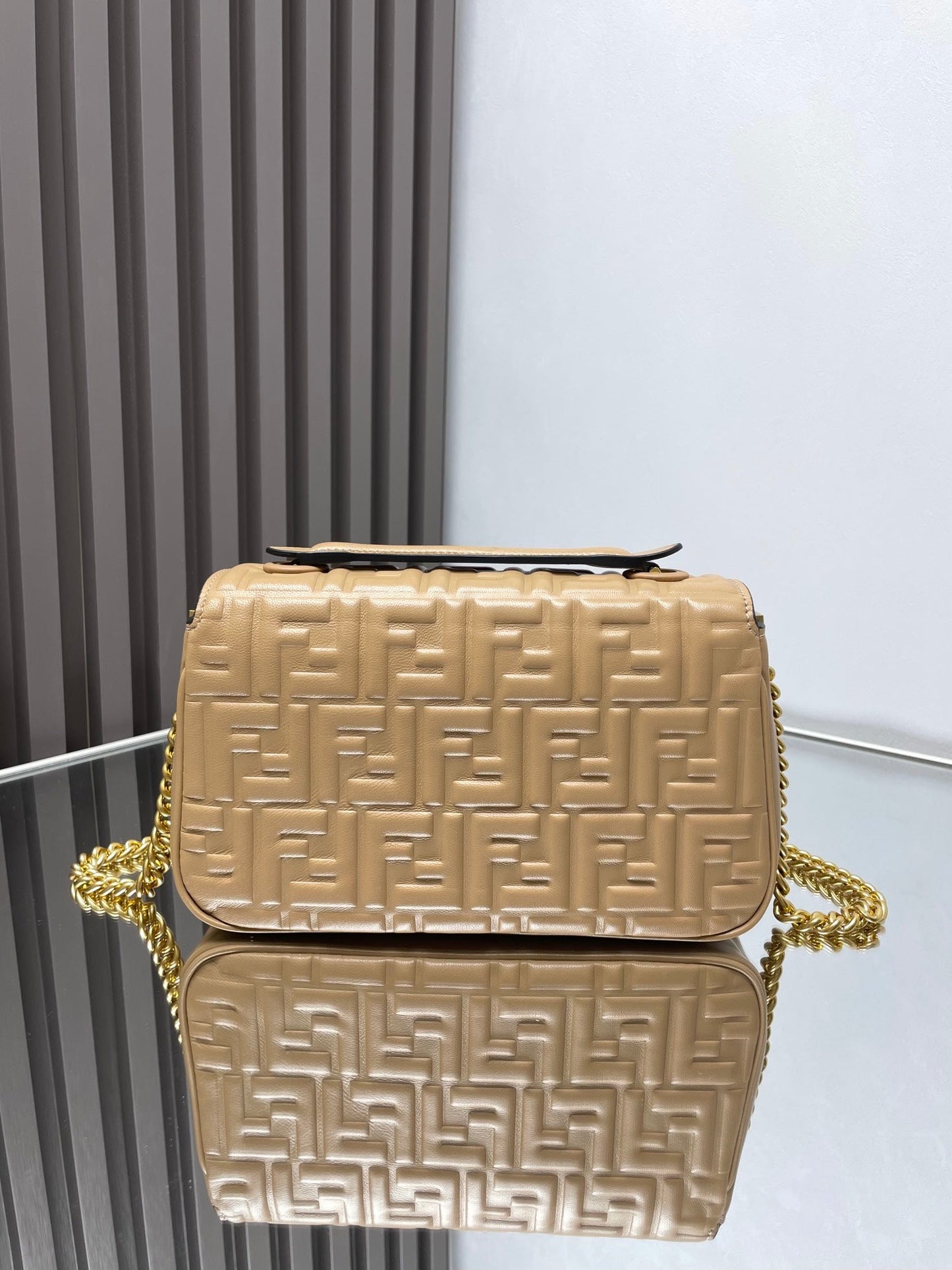 Luxury FendiFend Baguette 24 Bag With FF Motif Beige Leather Ghw