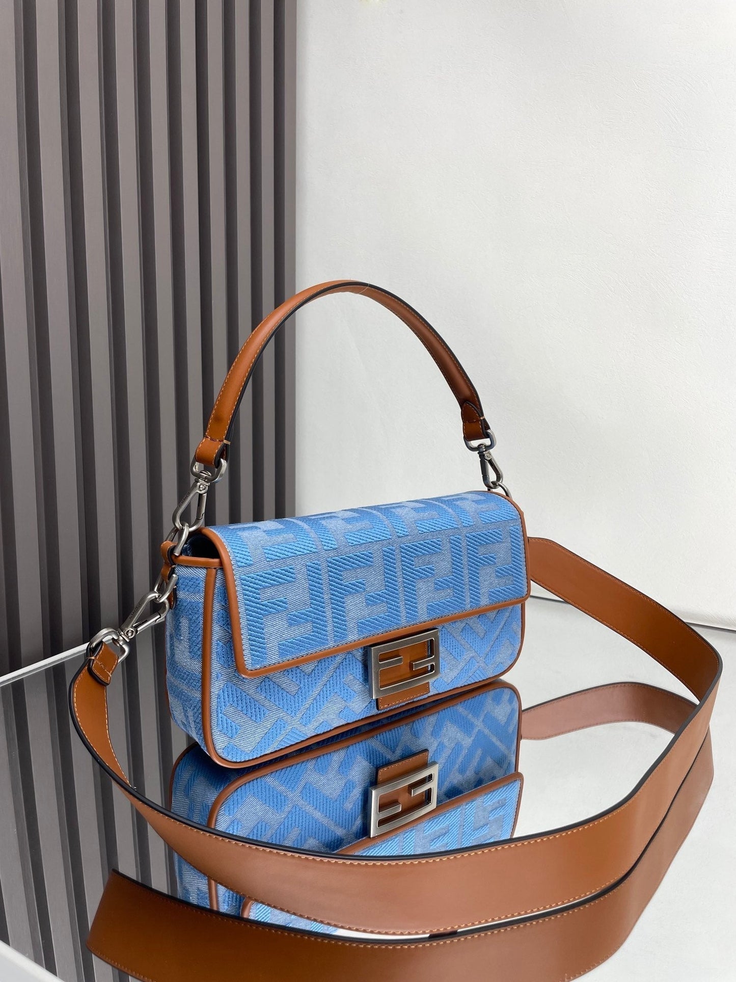 Luxury FendiFend Baguette Blue Brown Canvas Bag 27 with FF Embroidery Ghw
