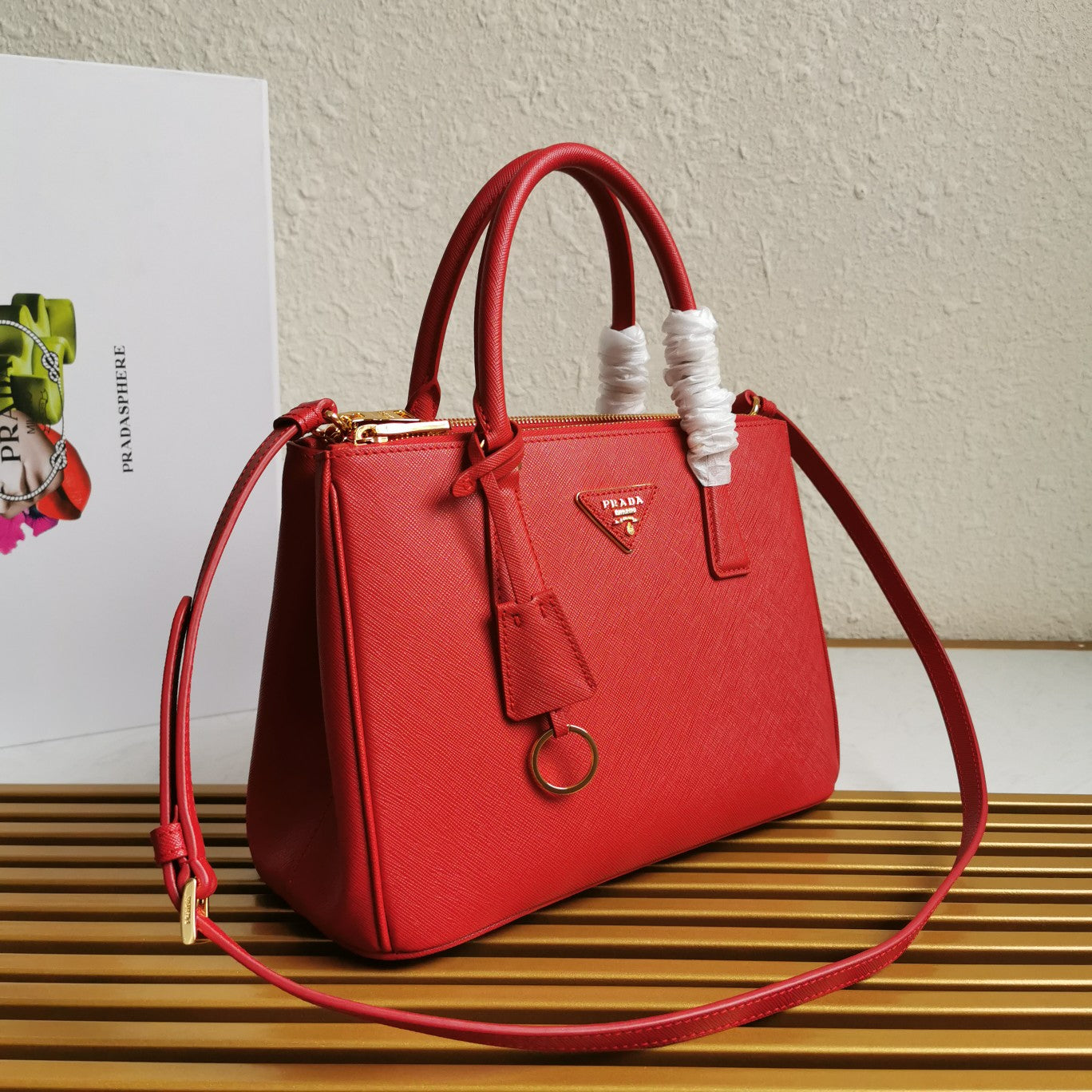 Luxury PradaGALLERIA 28 BAG IN CHERRY RED SAFFIANO LEATHER