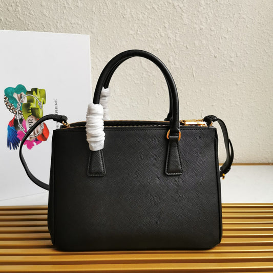 Luxury PradaGALLERIA 28 BAG IN BLACK SAFFIANO LEATHER
