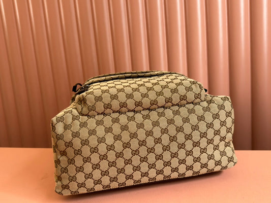 Luxury Gucci MEDIUM BACKPACK 40 IN BEGE AND EBONY CANVAS