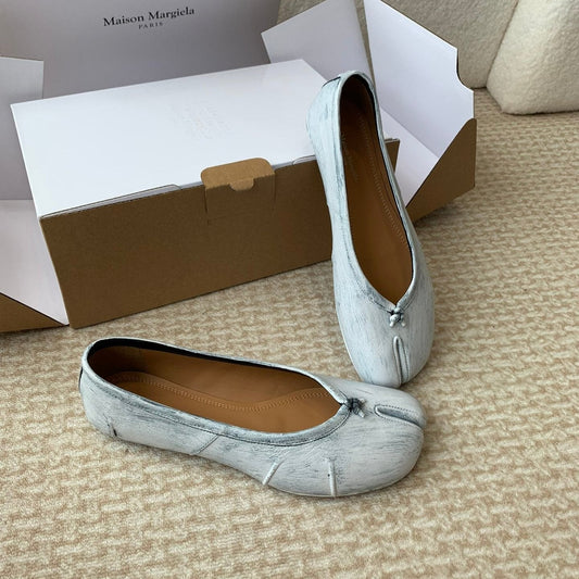 Luxury Saint Laurent SL TABI BALLERINA FLAT PASTEL LAMBSKIN