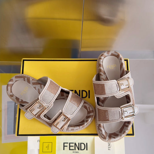 Luxury FendiLuxury FendiDAD SANDAL IN WHITE MIX CIDER BROWN MONOGRAM JACQUARD FABRIC