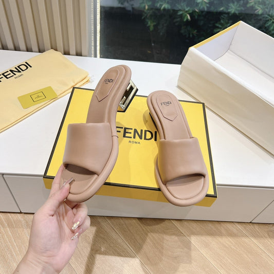 Luxury FendiFF Baguette Slides Women 45 Nappa Leather Light Brown
