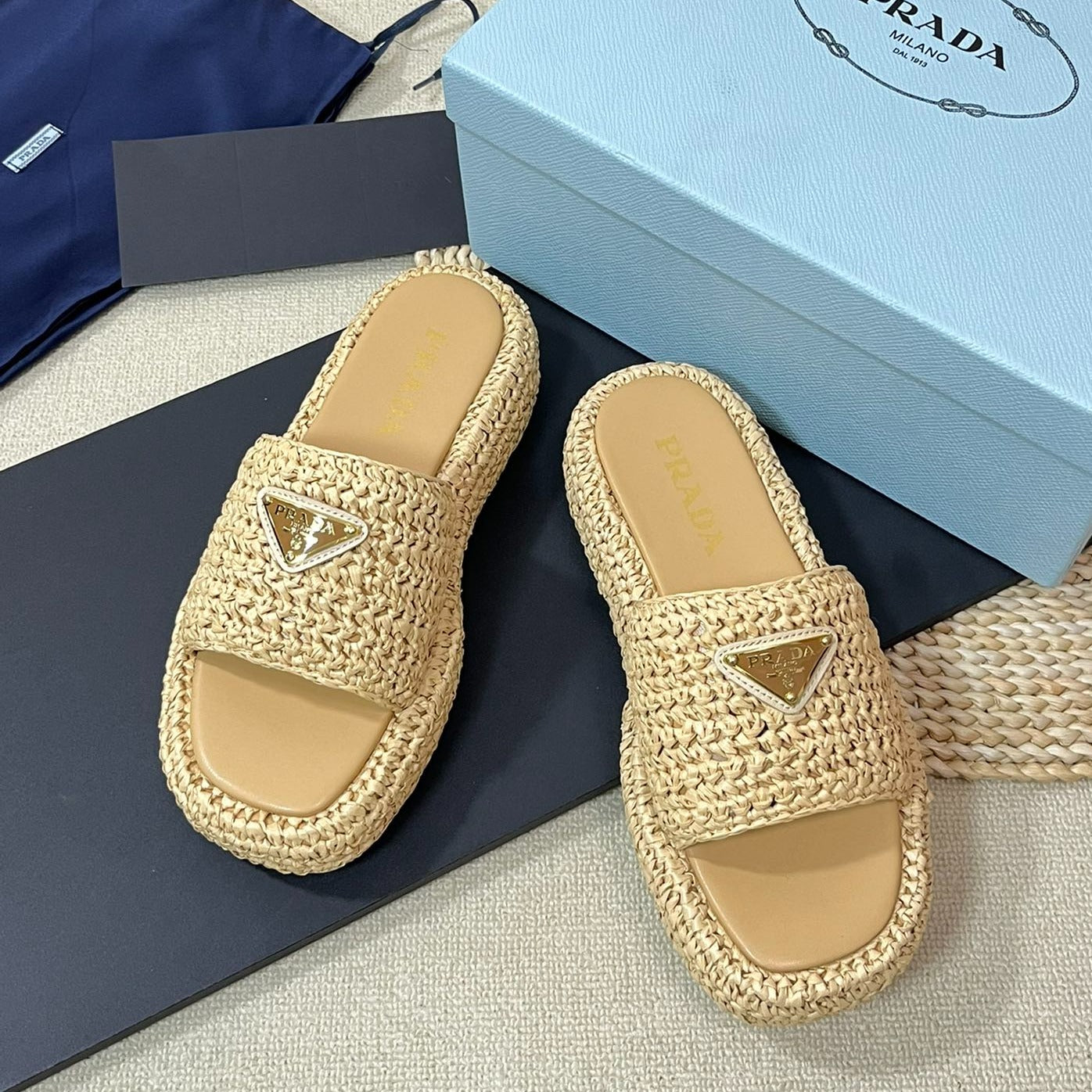 Luxury PradaWEDGE FLATFORM SLIDES BEIGE RAFFIA