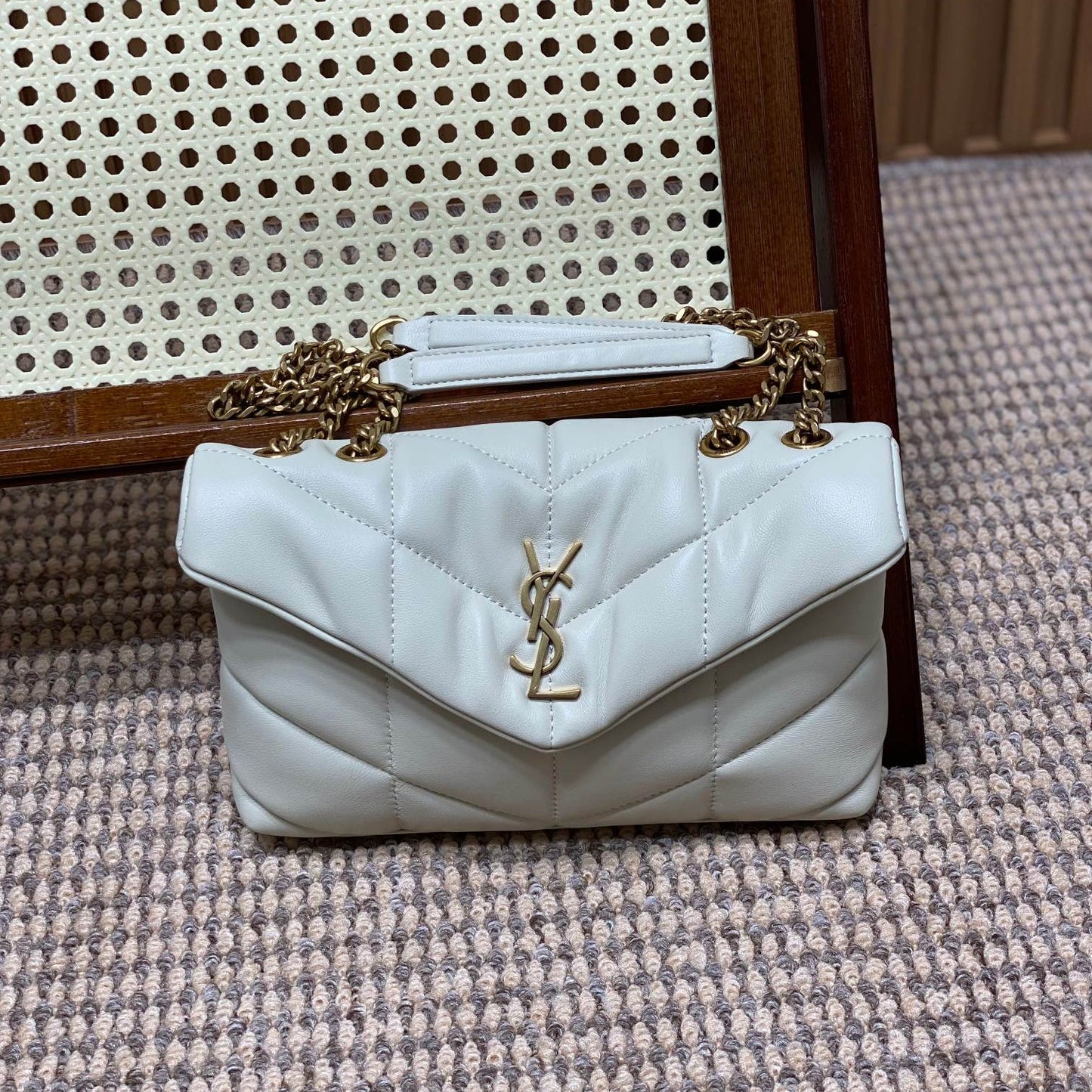 Luxury Saint Laurent PUFFER TOY 23 IN WHITE LAMBSKIN GOLD HARDWARE