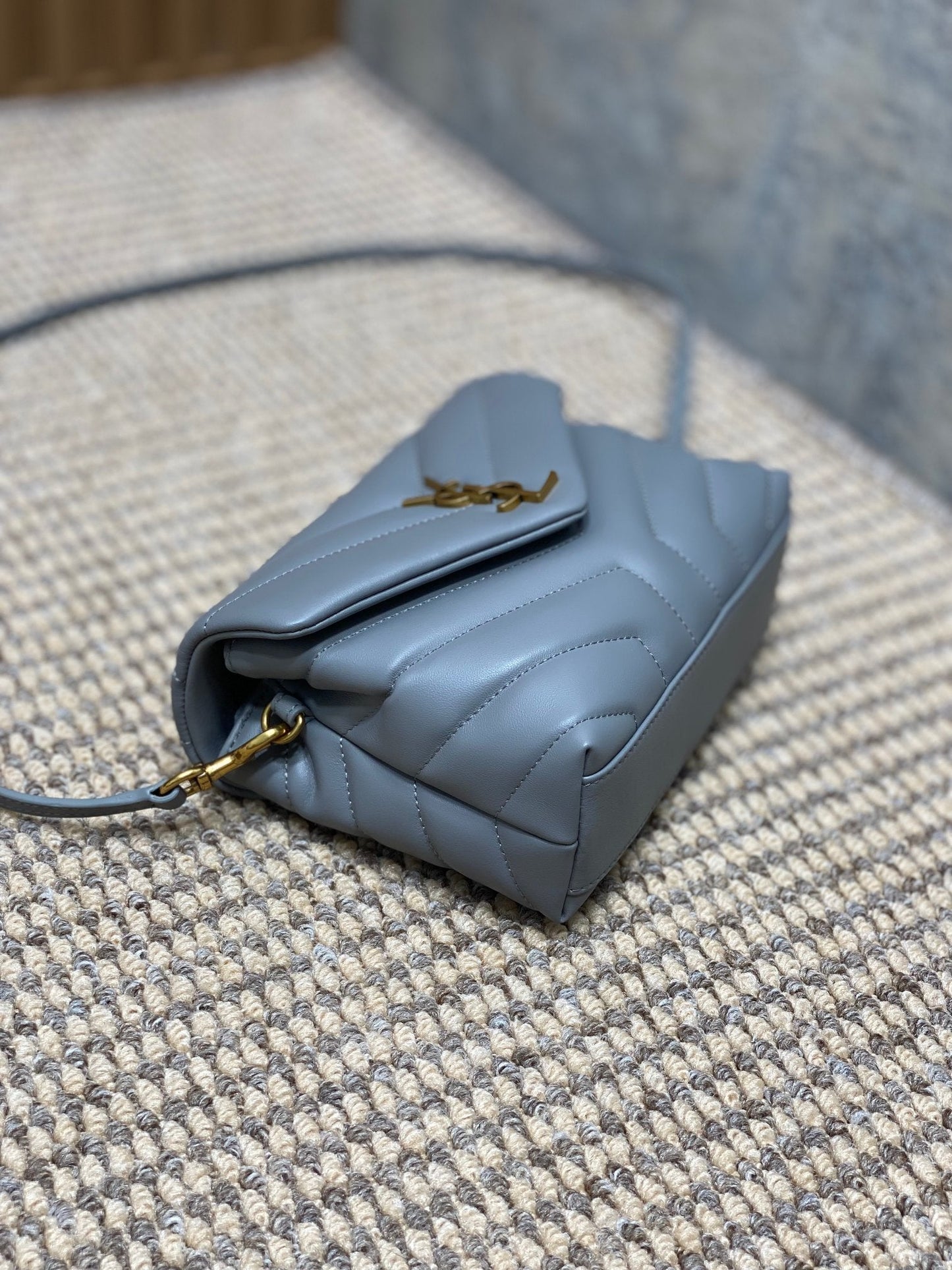 Luxury Saint Laurent LOULOU MINI BAG 20 IN ASH BLUE QUILTED LAMBSKIN GOLD HARDWARE