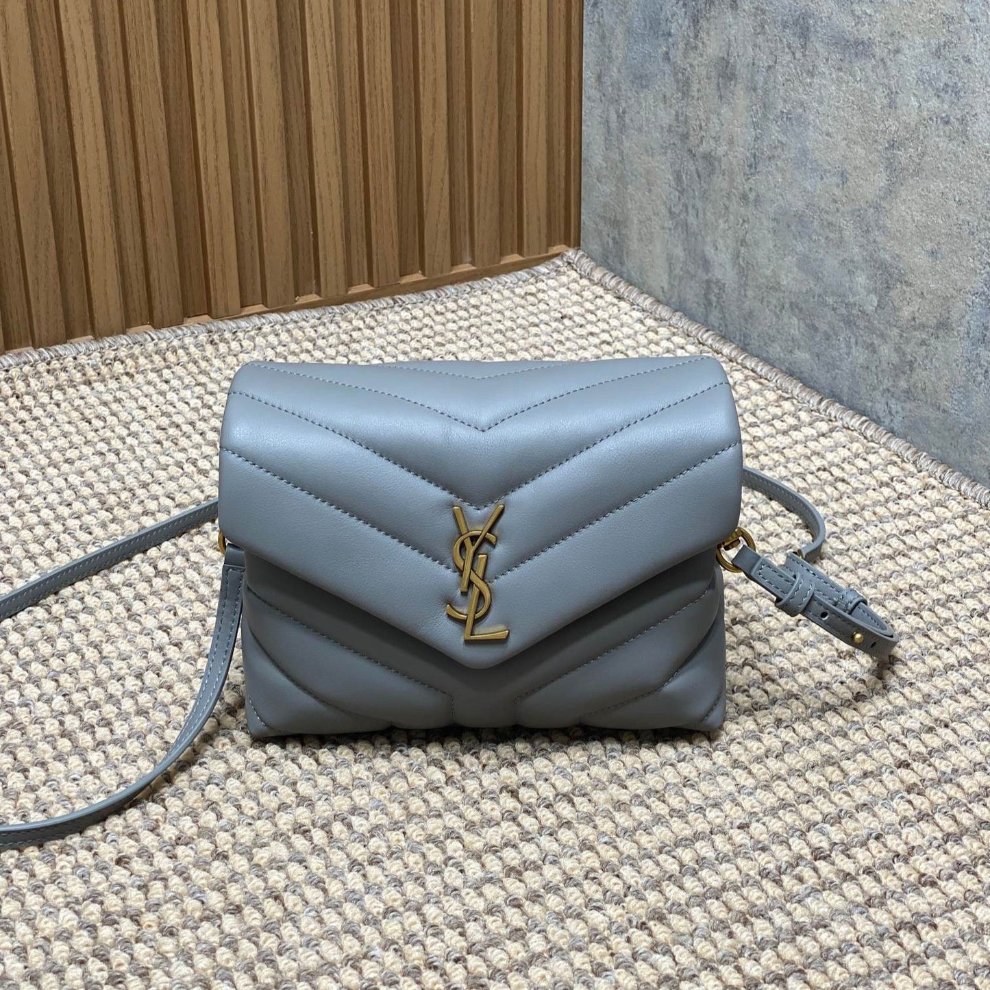 Luxury Saint Laurent LOULOU MINI BAG 20 IN ASH BLUE QUILTED LAMBSKIN GOLD HARDWARE