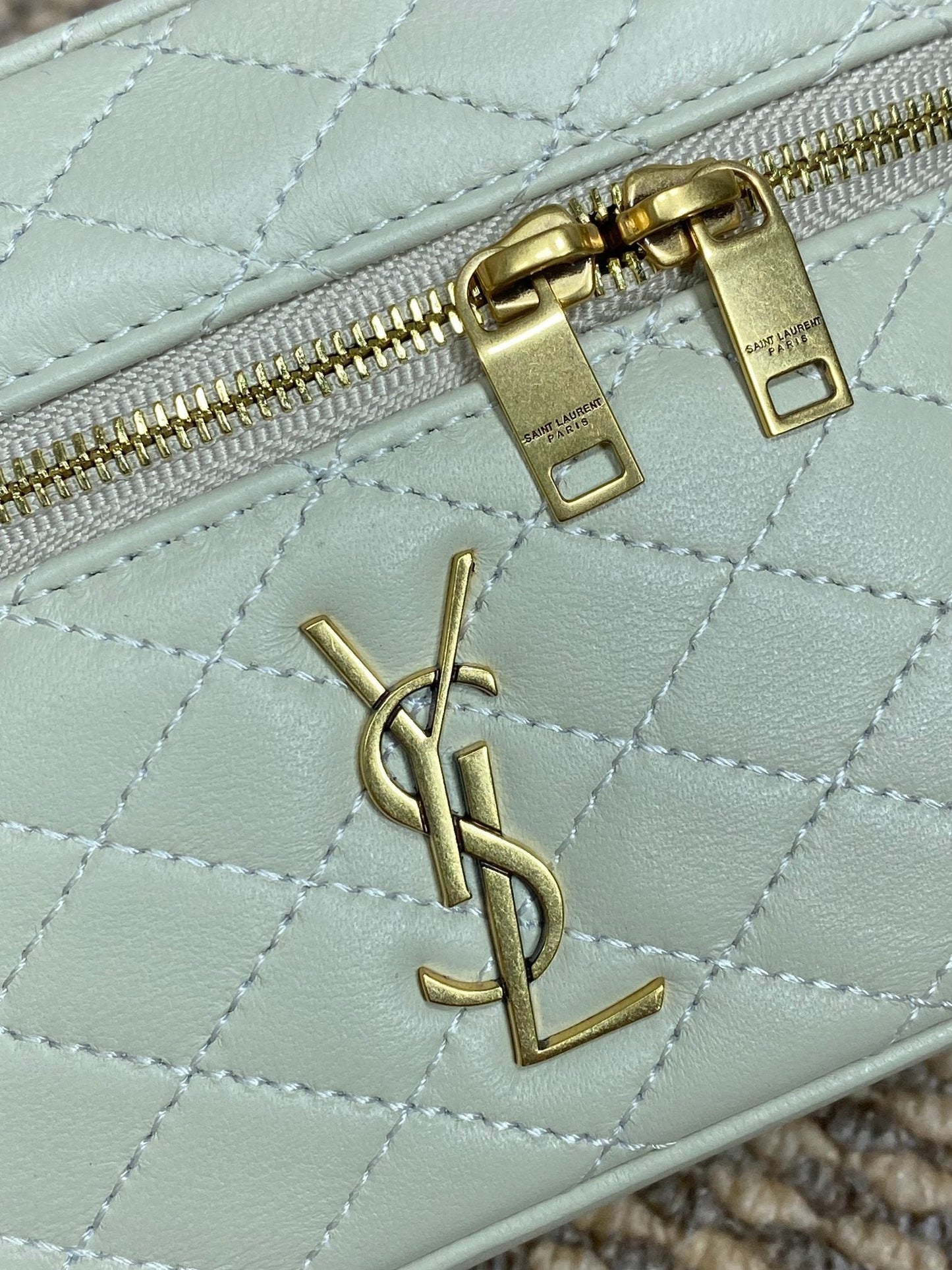 Luxury Saint Laurent GABY MINI VANITY 18 IN IVORY WHITE LAMBSKIN GOLD HARDWARE