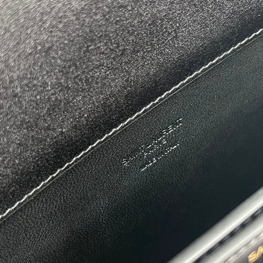 Luxury Saint Laurent VOLTAIRE 24 IN BLACK CALFSKIN GOLD LOGO