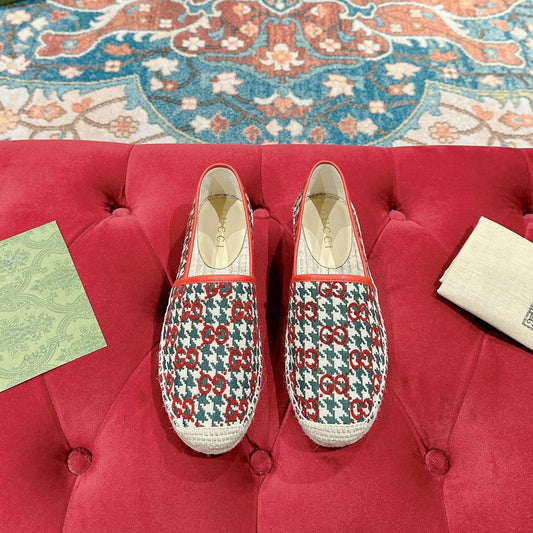 Luxury Gucci GG ESPADRILLE LOAFER CRIMSON AND OCEAN CANVAS