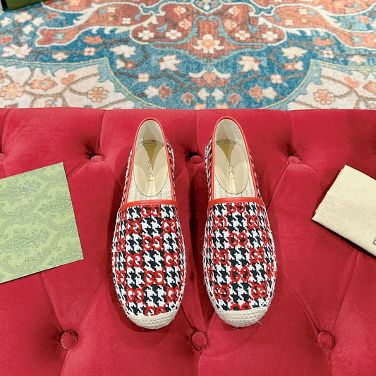 Luxury Gucci GG ESPADRILLE LOAFER CRIMSON AND BLACK CANVAS