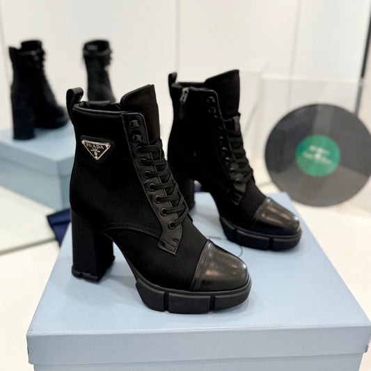 Luxury PradaRE-NYLON AND LEATHER BOOTIES BLACK