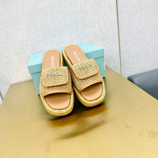 Luxury PradaCROCHET SLIDES SLIPPERS BEIGE RAFFIA