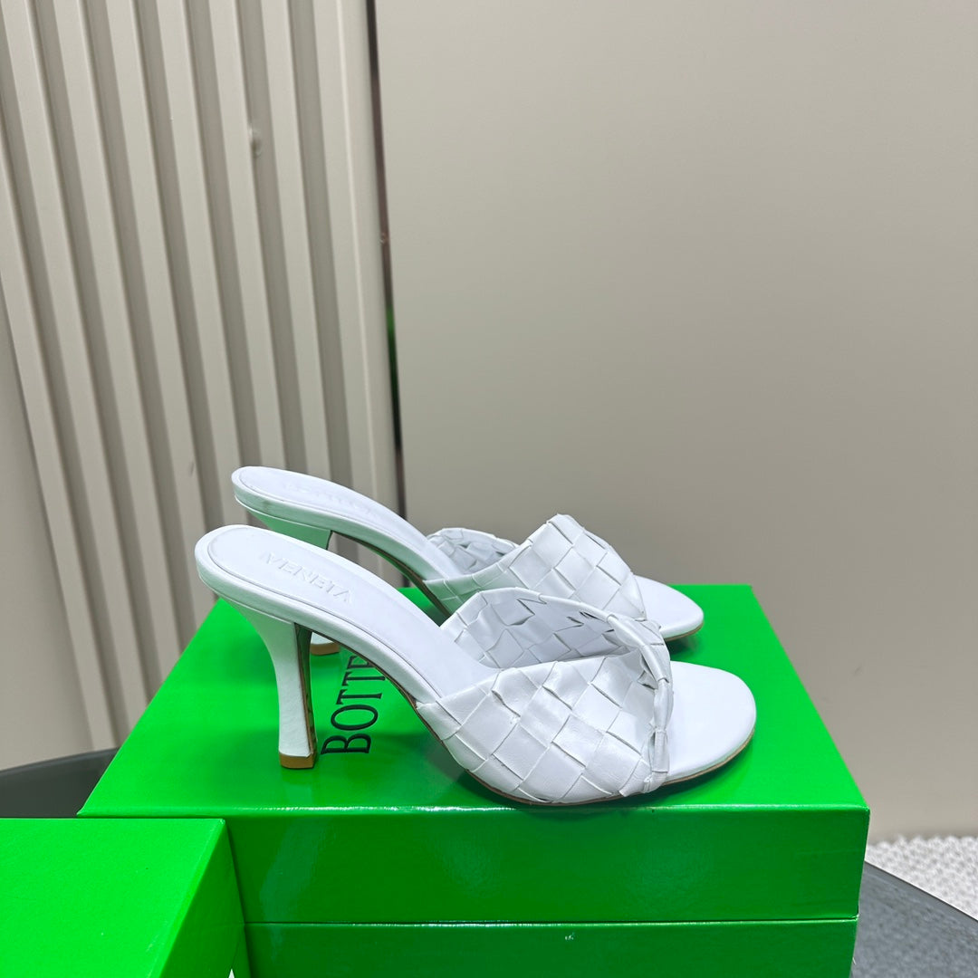 Luxury Bottega Veneta blink mule 95 white lambskin