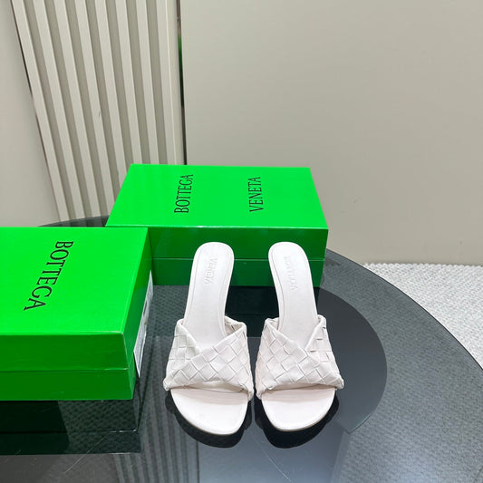 Luxury Bottega Veneta blink mule 95 cream lambskin