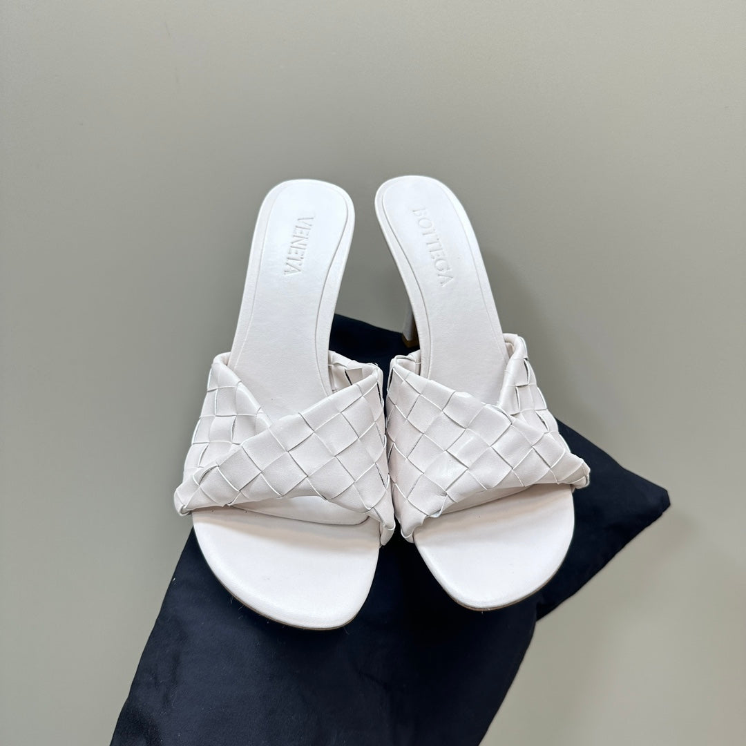 Luxury Bottega Veneta blink mule 95 cream lambskin