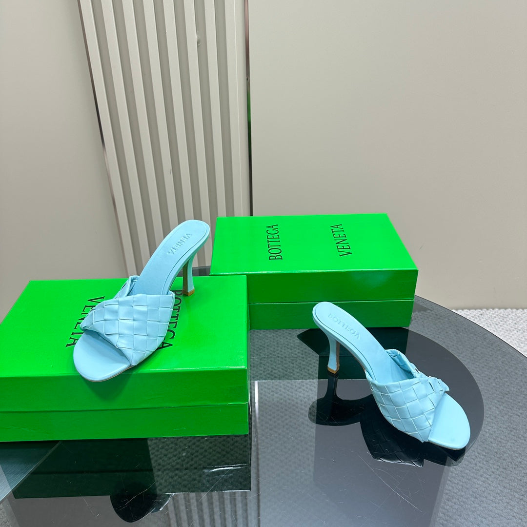 Luxury Bottega Veneta blink mule 95 turquoise lambskin