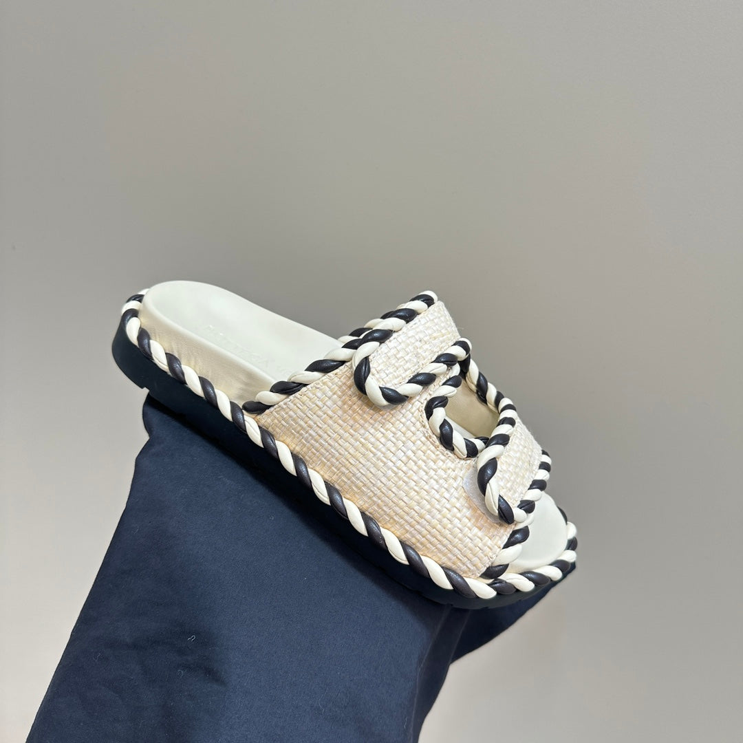 Luxury Bottega Veneta jack flat mule white black canvas lambskin