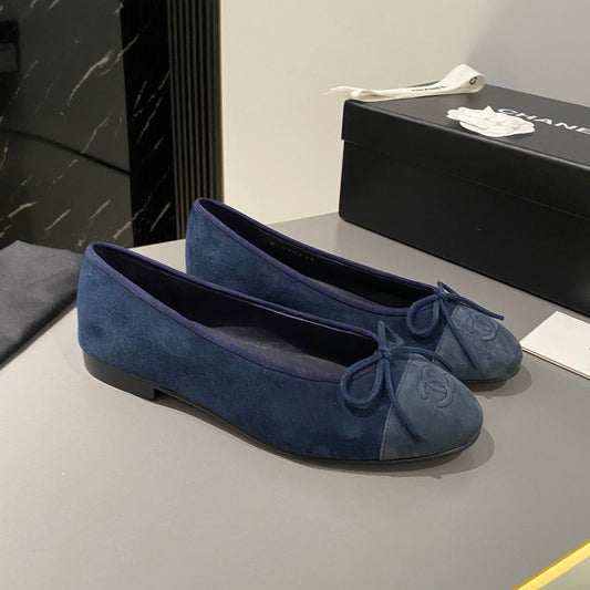 Luxury Chanel ballet flat dark blue suede calfskin