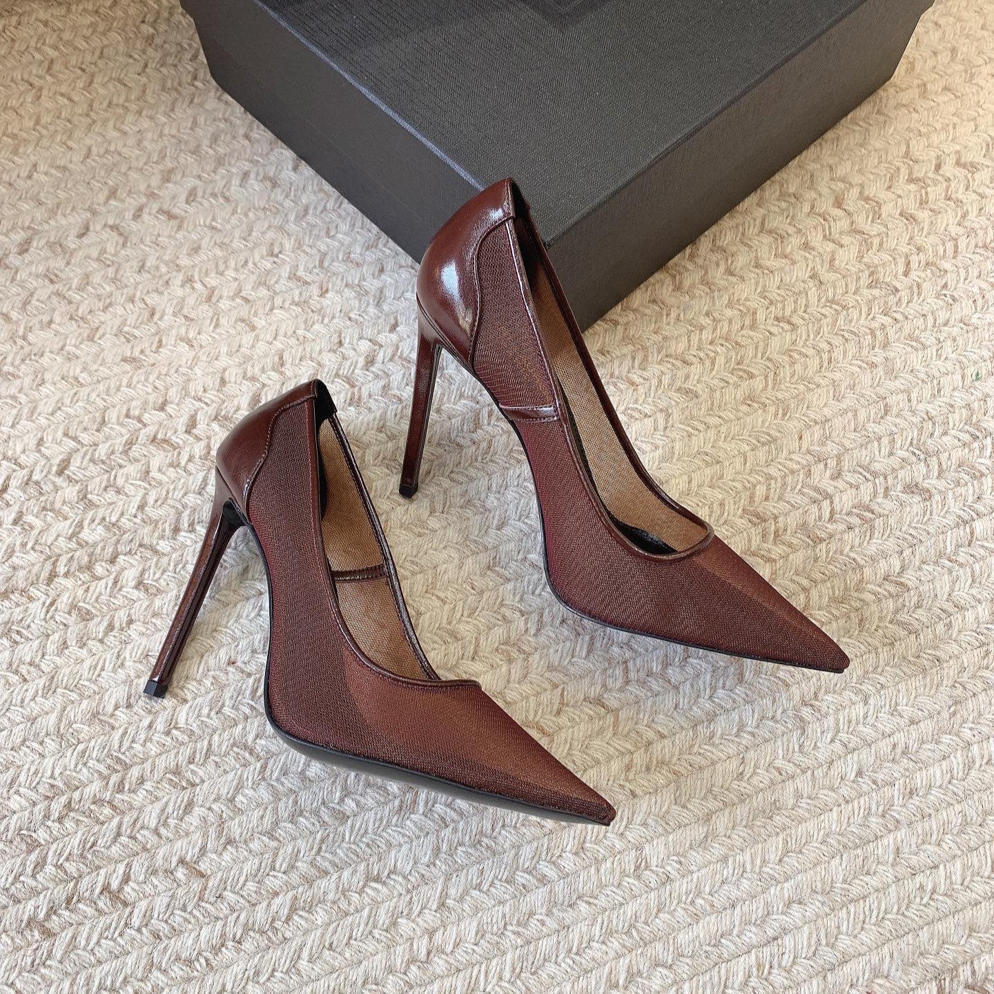Luxury Saint Laurent NORMA PUMPS IN CHESTNUT MESH