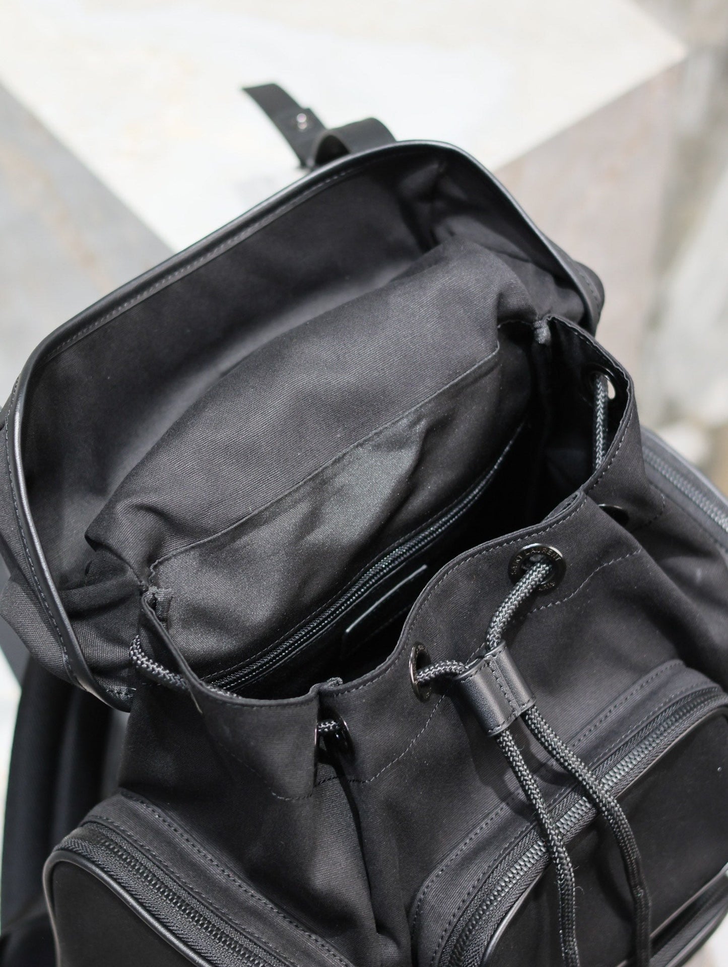 Luxury Saint Laurent CITY MULTI-POCKET BACKPACK 42 IN BLACK NYLON AND SMOOTH CALFSKIN