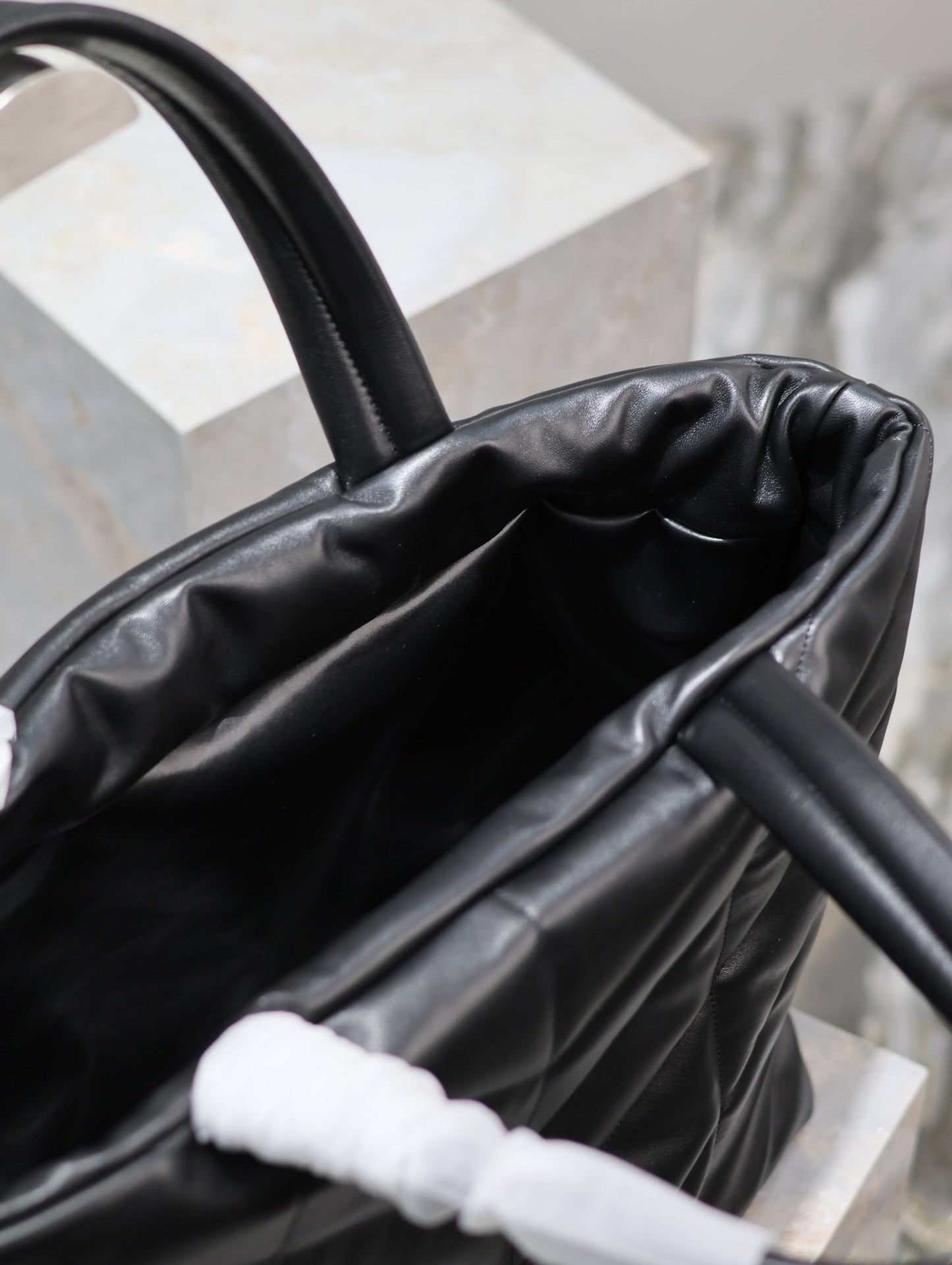 Luxury Saint Laurent PUFFER LARGE TOTE BAG 57 IN BLACK NAPA LAMBSKIN