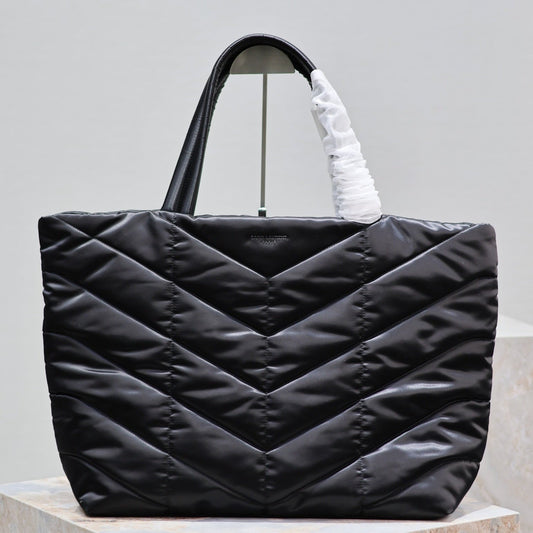 Luxury Saint Laurent PUFFER LARGE TOTE BAG 57 IN BLACK SILK