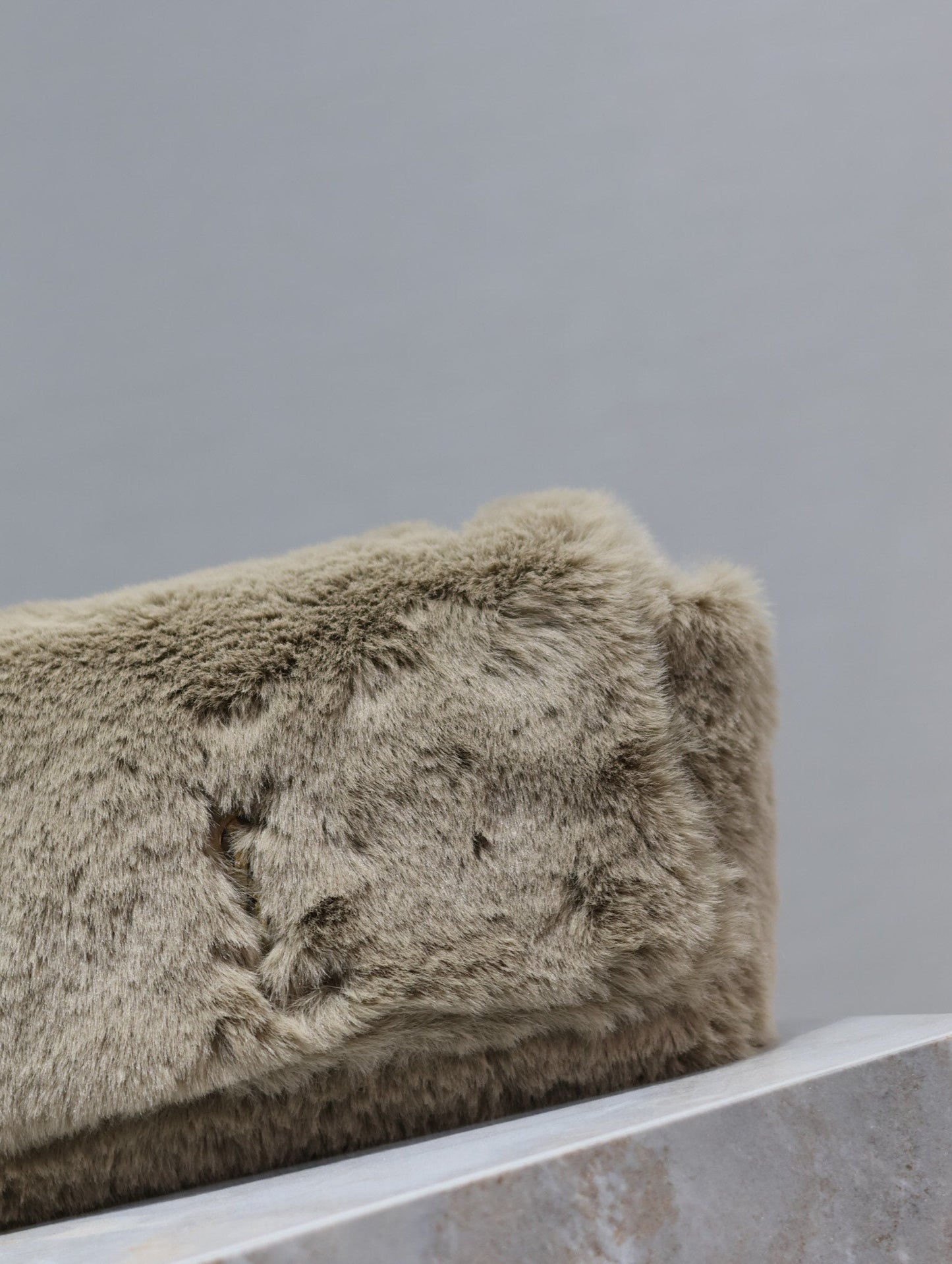 Luxury Saint Laurent KATE SMALL BAG 22 IN ECRU BEIGE RABBIT FUR GOLD CHAIN