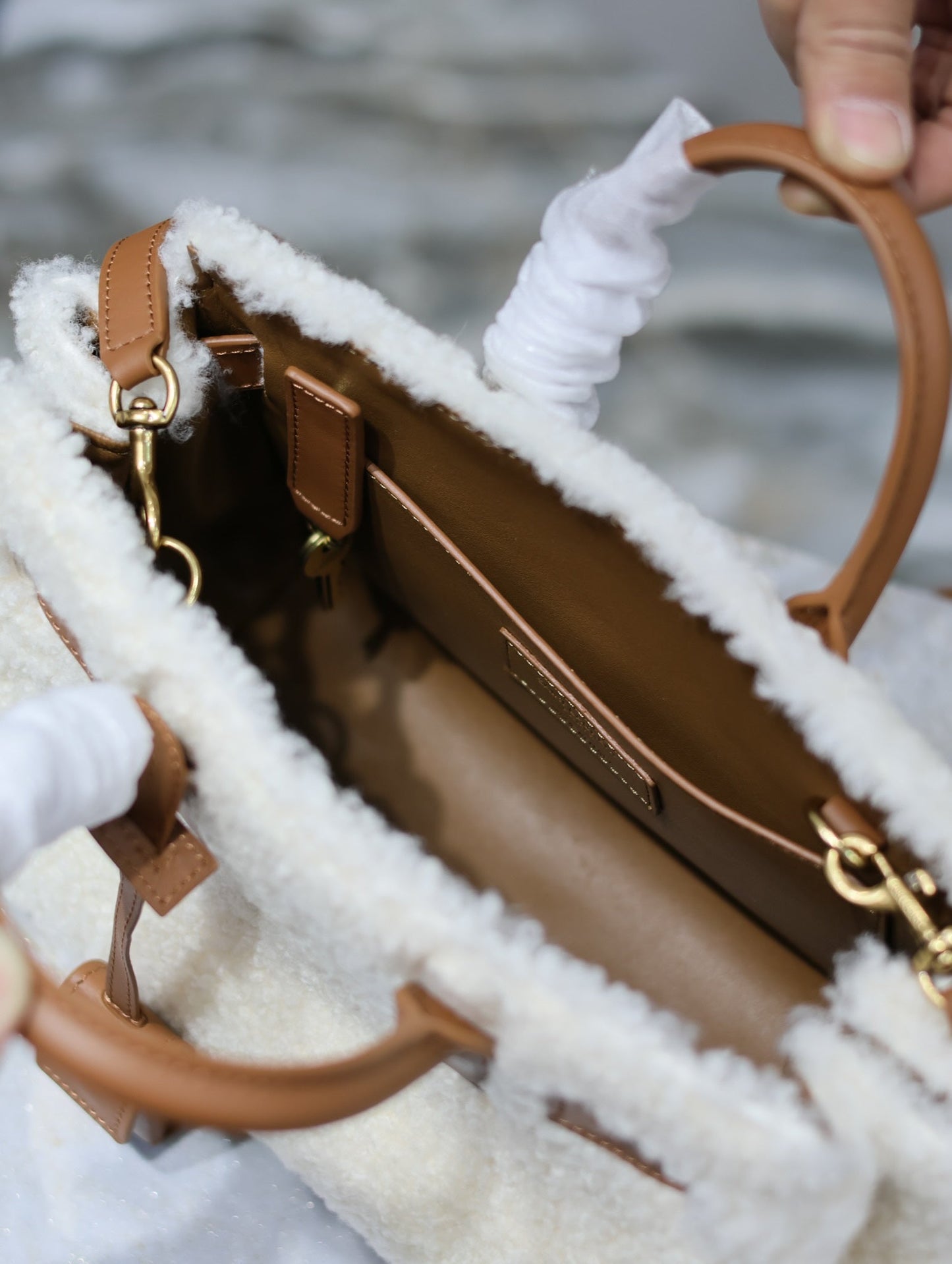 Luxury Saint Laurent SAC DE JOUR 22 IN WHITE SHEARLING AND BROWN CALFSKIN TRIM