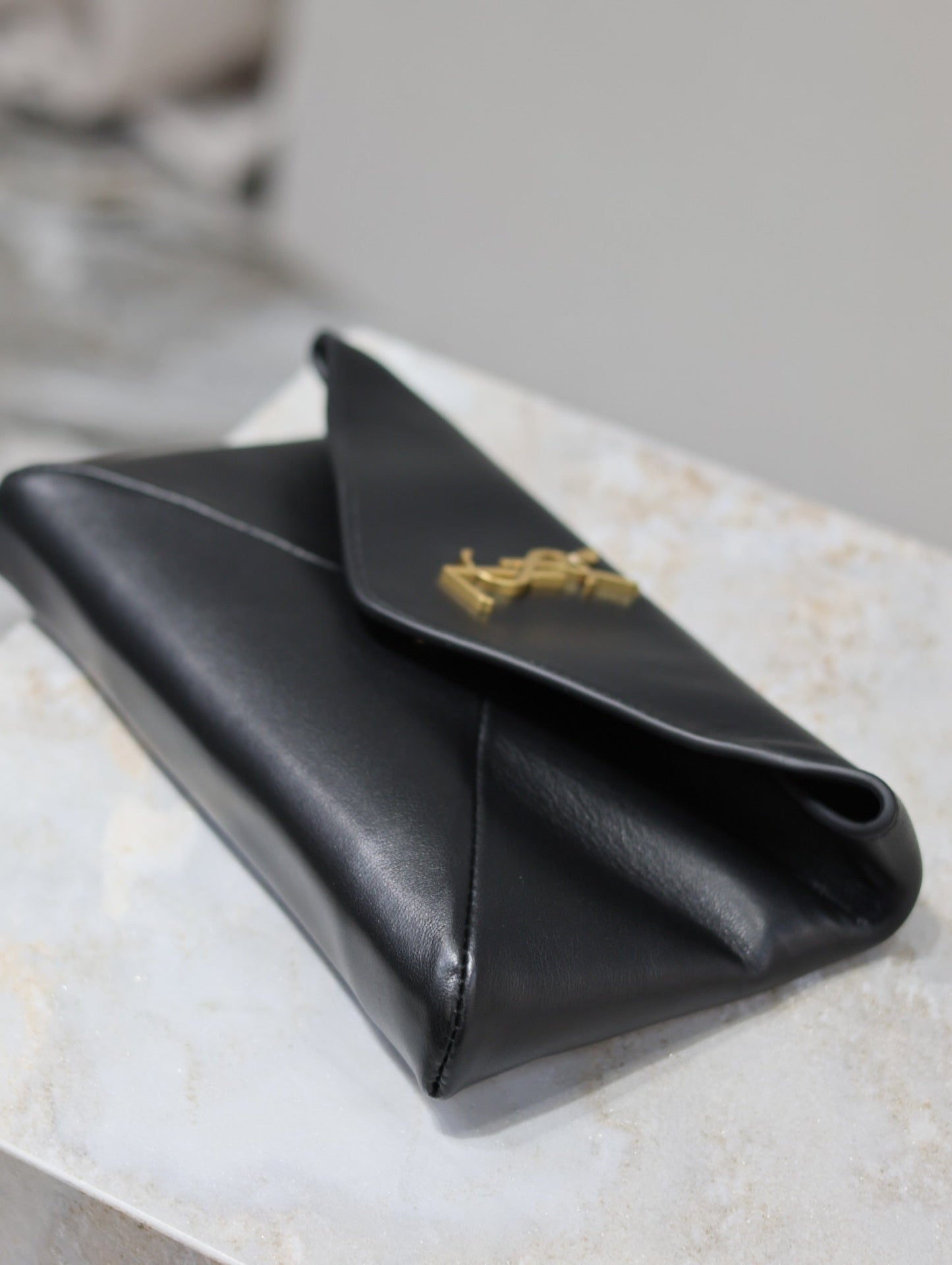 Luxury Saint Laurent ENVELOPE CLUTCH 21 IN BLACK CALFSKIN