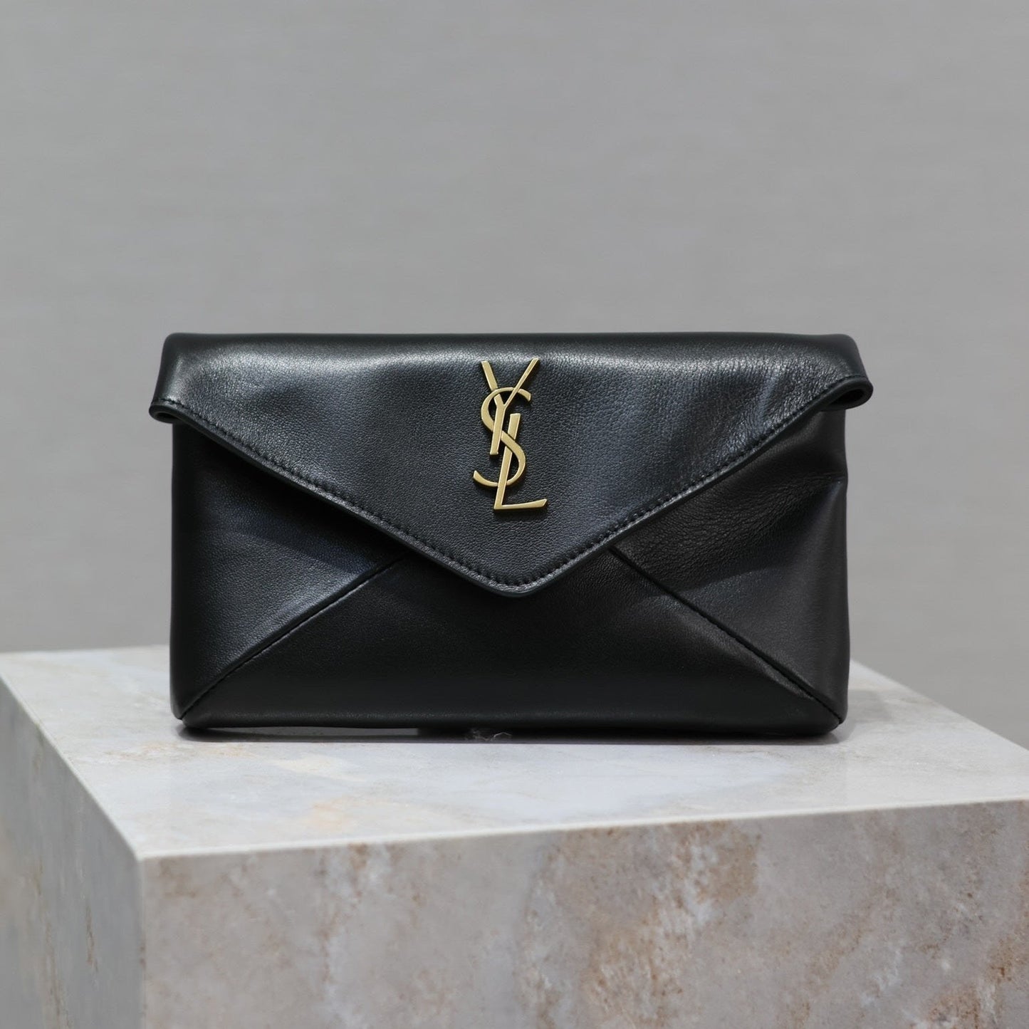 Luxury Saint Laurent ENVELOPE CLUTCH 21 IN BLACK CALFSKIN