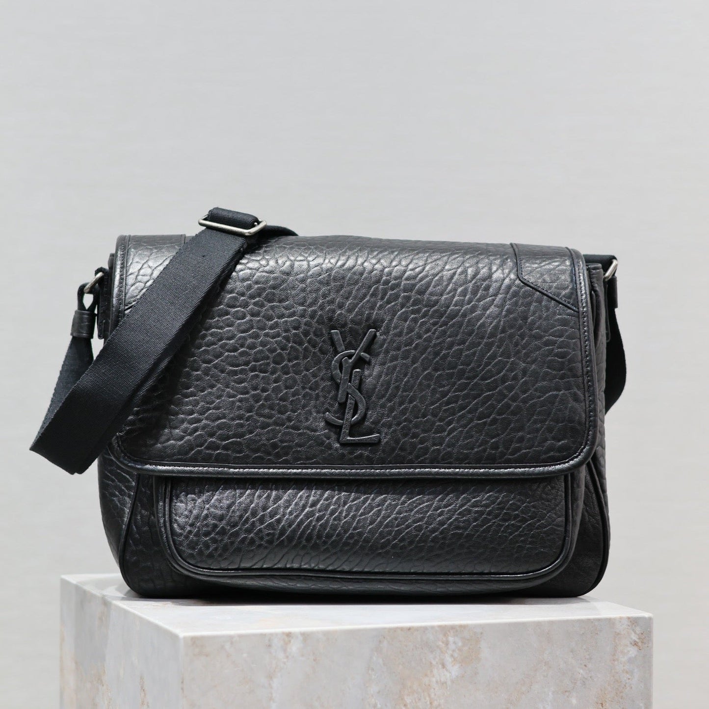 Luxury Saint Laurent NIKI LARGE 32 IN BLACK ELEPHANT PATTERN LAMBSKIN