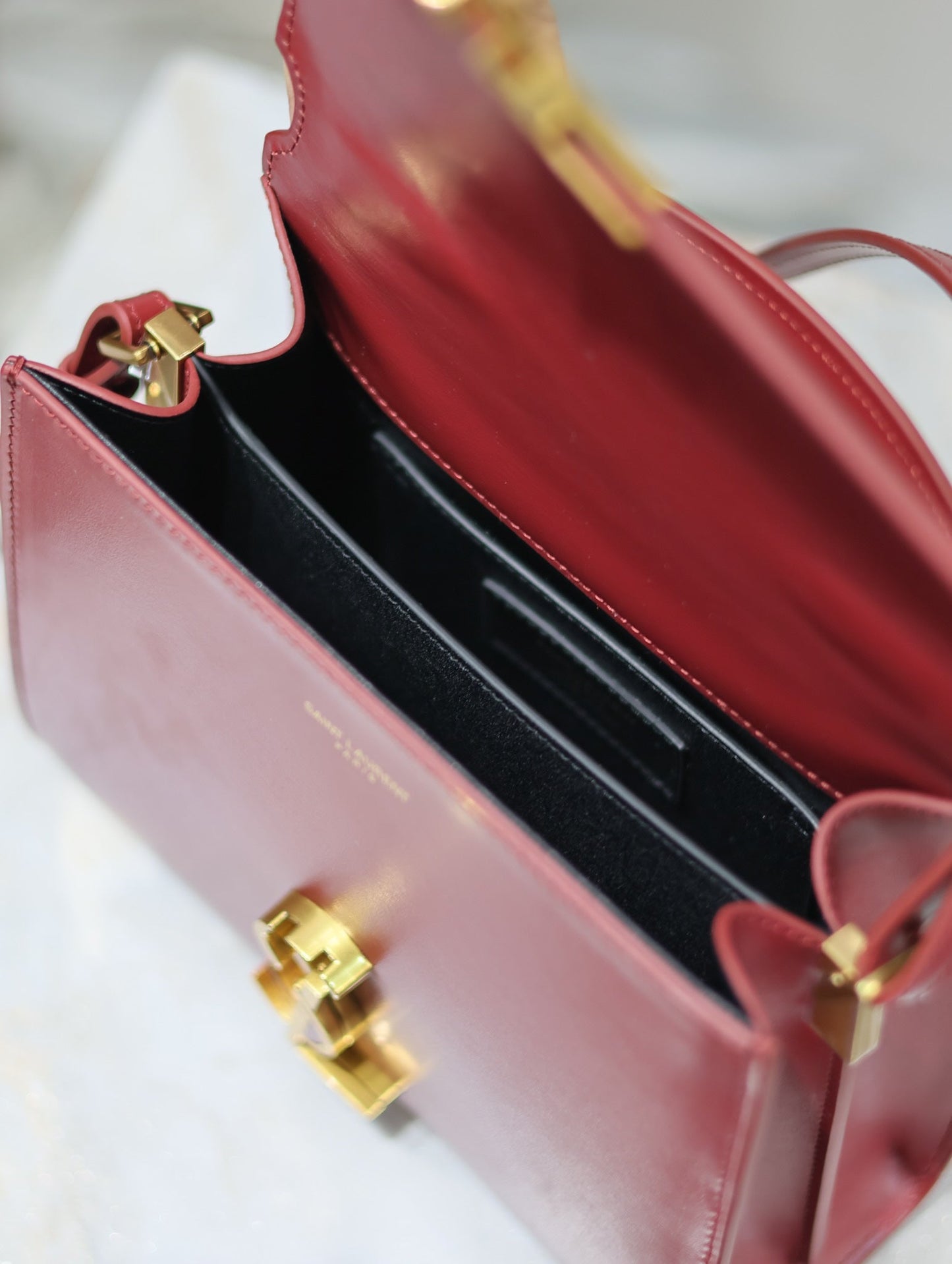 Luxury Saint Laurent CASSANDRA MINI TOP HANDLE BAG 20 IN RED CALFSKIN GOLD HARDWARE
