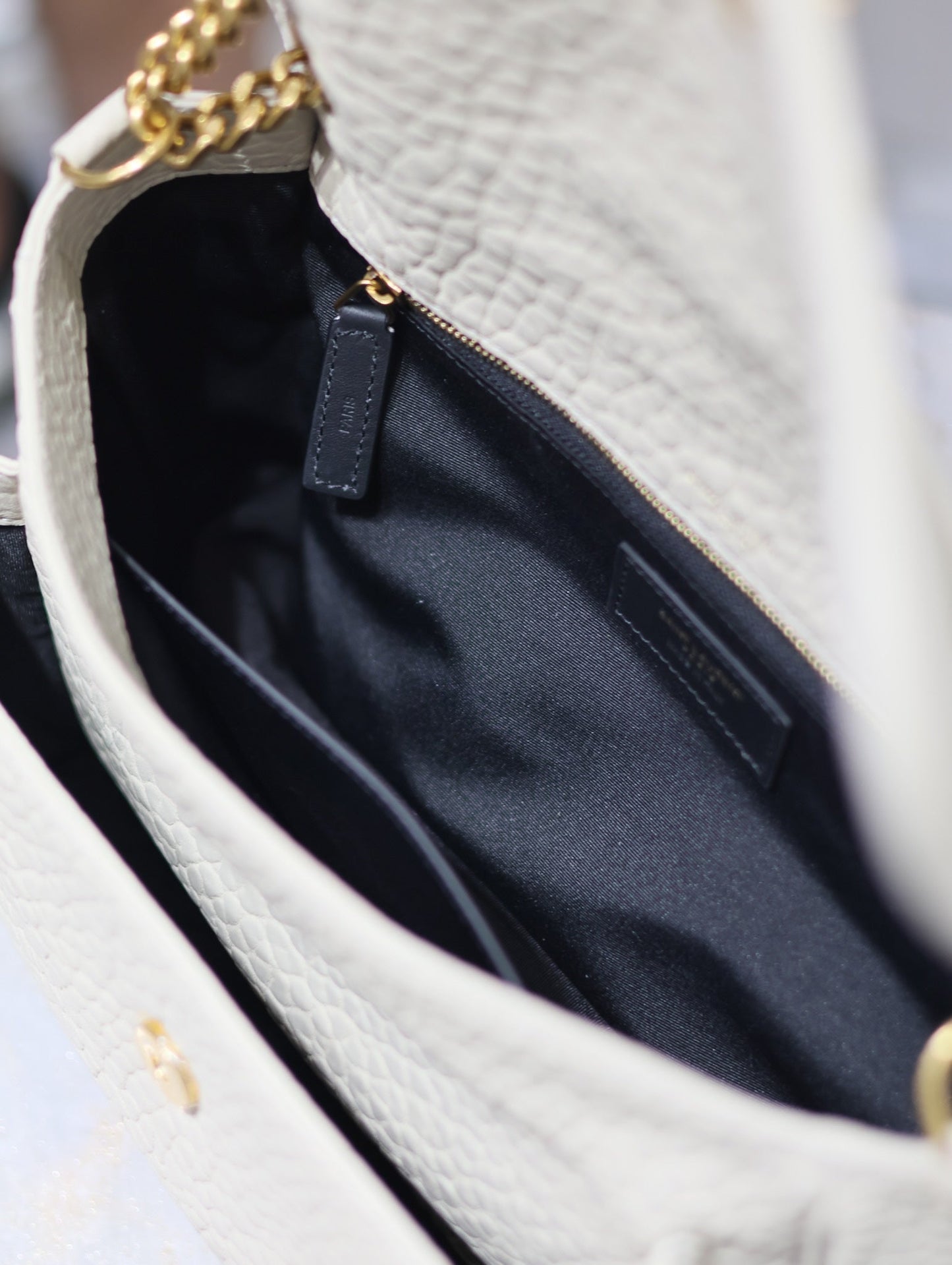Luxury Saint Laurent NIKI MEDIUM 28 IN WHITE ELEPHANT PATTERN LAMBSKIN GOLD LOGO