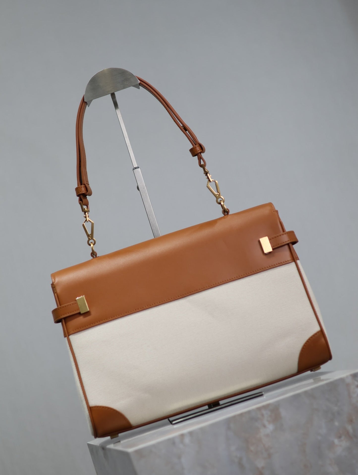 Luxury Saint Laurent MANHATTAN HANDBAG 32 IN BROWN CALFSKIN AND WHITE CANVAS GOLD HARDWARE