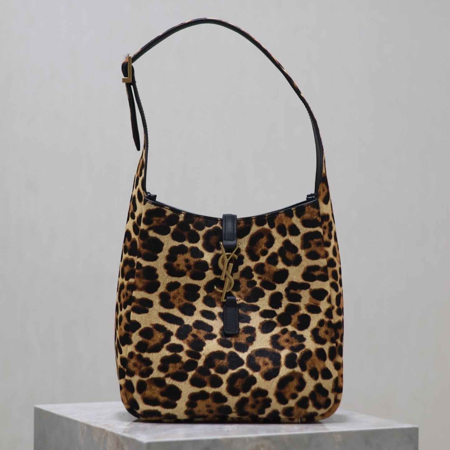 Luxury Saint Laurent LE 5 À 7 SMALL SUPPLE 23 IN LEOPARD PRINT CALFSKIN
