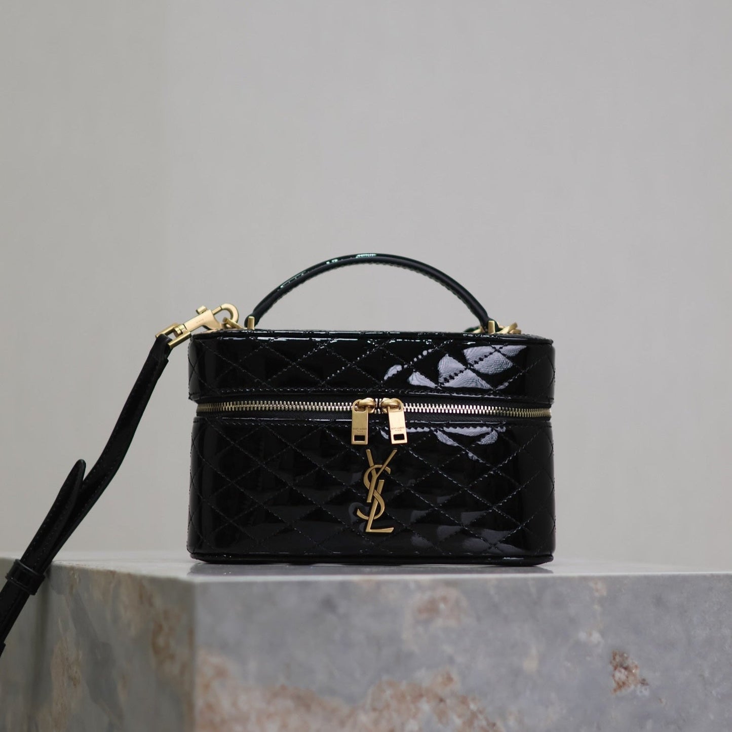 Luxury Saint Laurent GABY MINI VANITY 18 IN BLACK GLOSSY LAMBSKIN GOLD HARDWARE