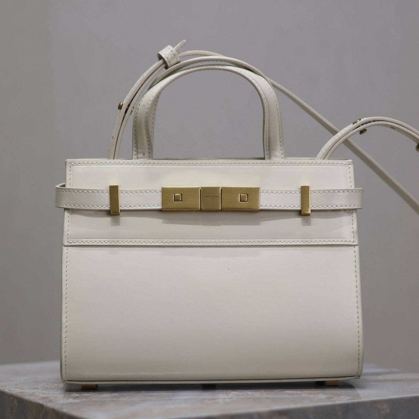 Luxury Saint Laurent MANHATTAN SMALL TOP HANDLE BAG 21 IN WHITE CALFSKIN GOLD HARDWARE