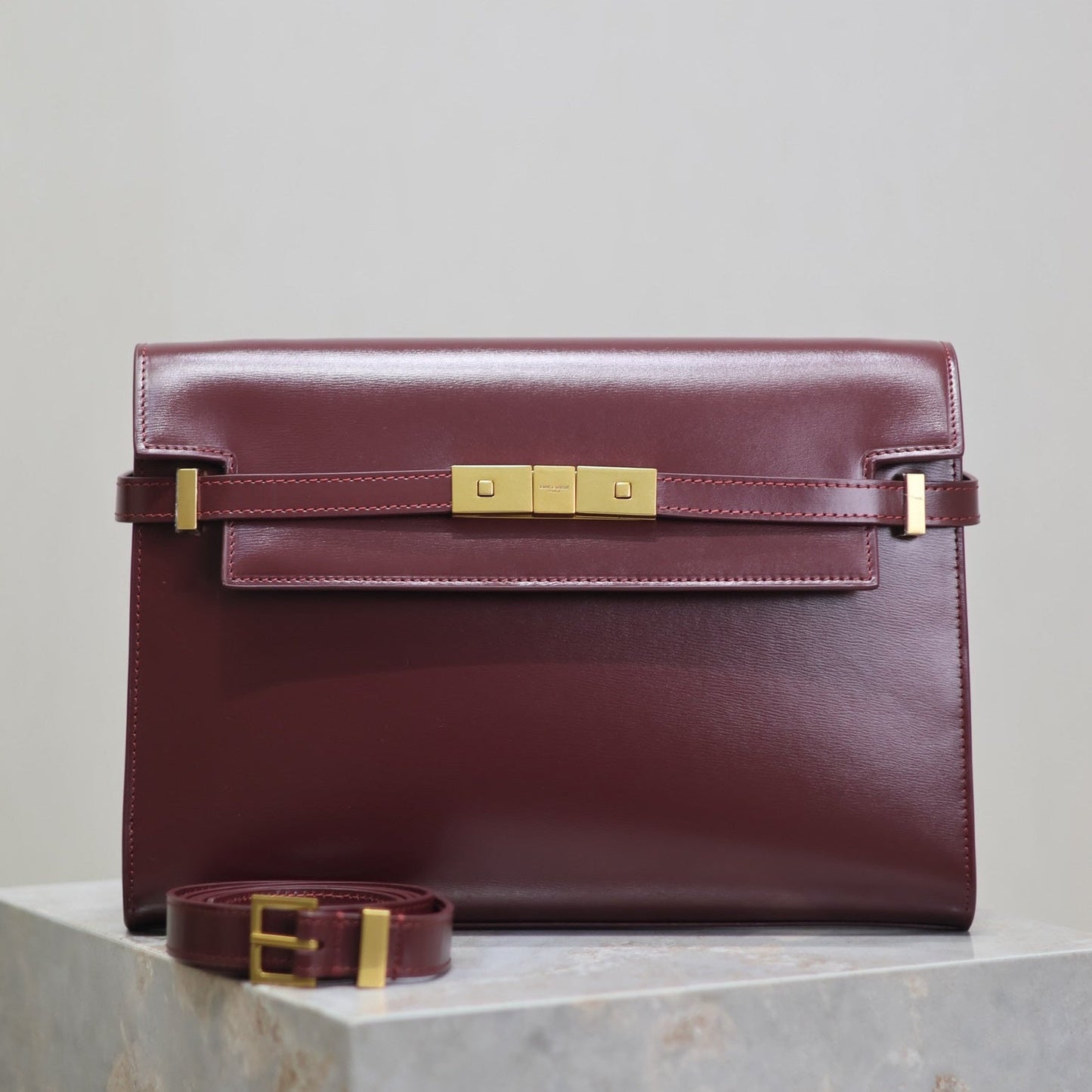 Luxury Saint Laurent MANHATTAN MEDIUM 29 IN WINE RED SMOOTH CALFSKIN GOLD BUCKLE
